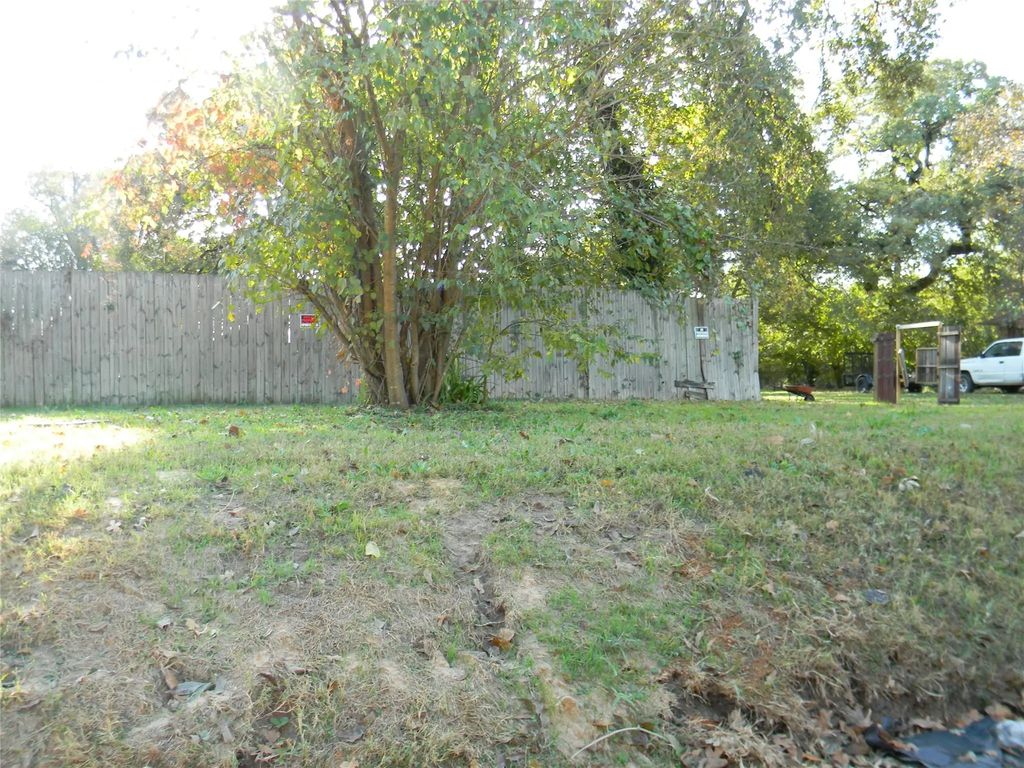 3210 Carpenter Avenue, Dallas