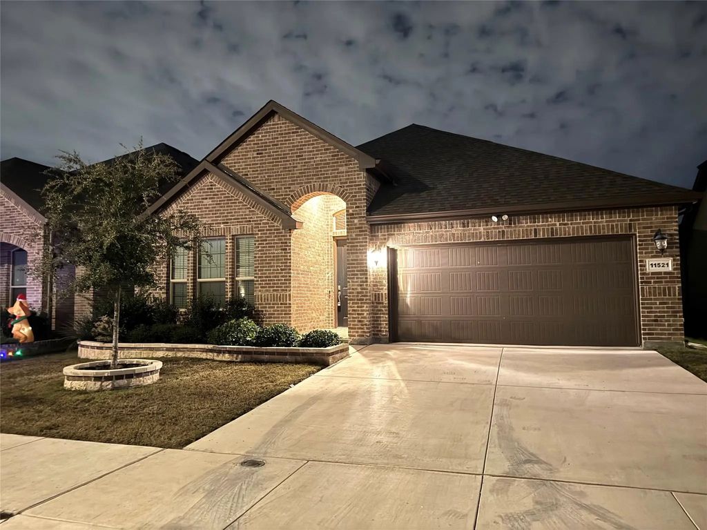 11521 Hartwell Lane, Fort Worth