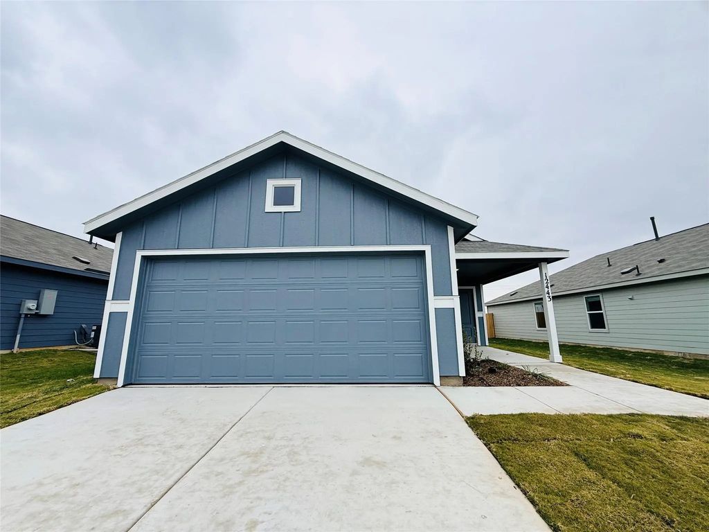 12443 Lost Rock Drive, Rhome