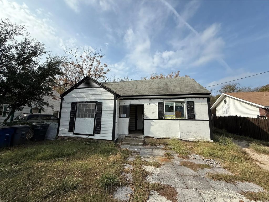 1135 Pleasant Drive, Dallas