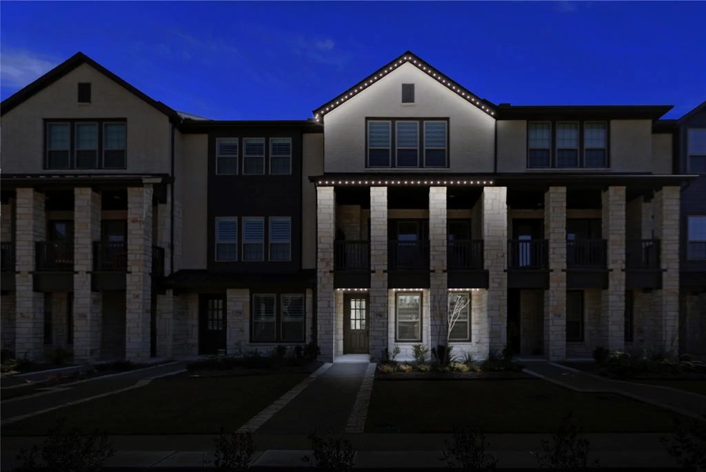 3716 Pelican Rest Way, Arlington