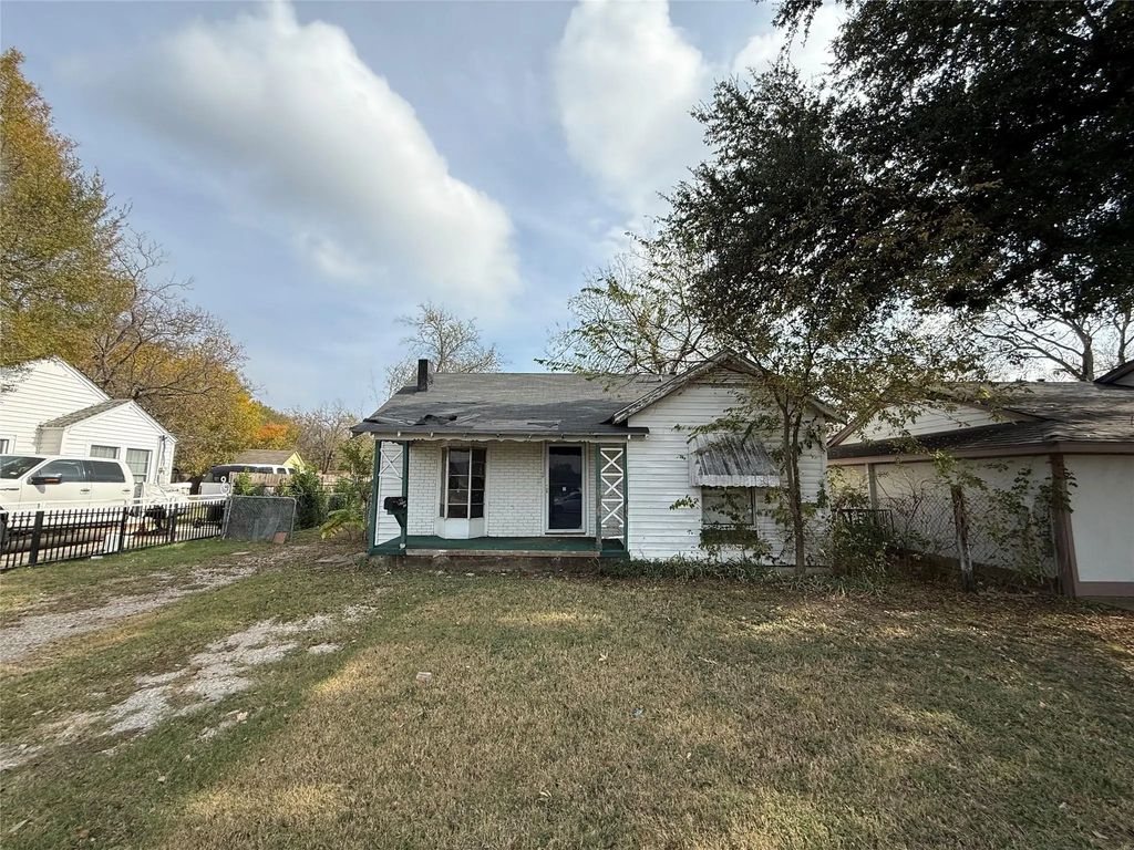 1112 Coston Drive, Dallas