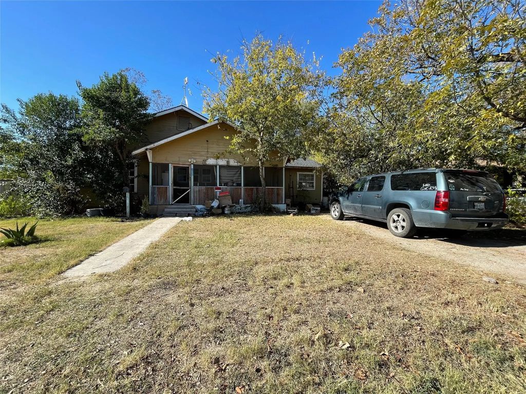1617 6th Street, Brownwood