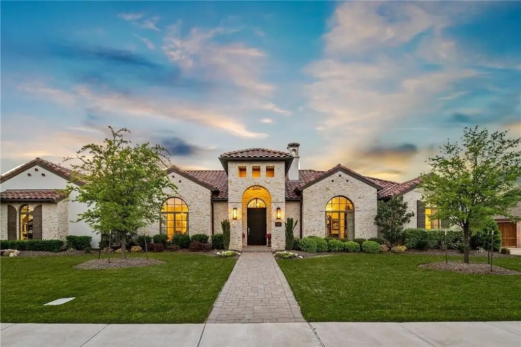 2128 Courtland Drive, Frisco