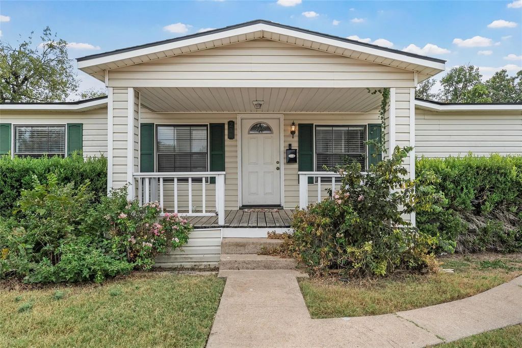 210 W 9th Street, McGregor