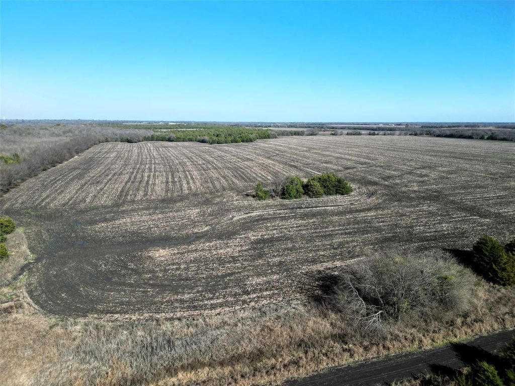 99 Ac County Road 4914, Commerce