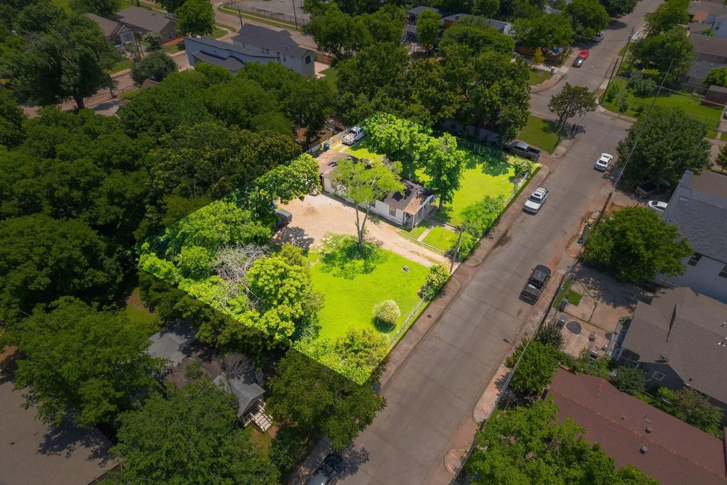 3406 Borger Street, Dallas