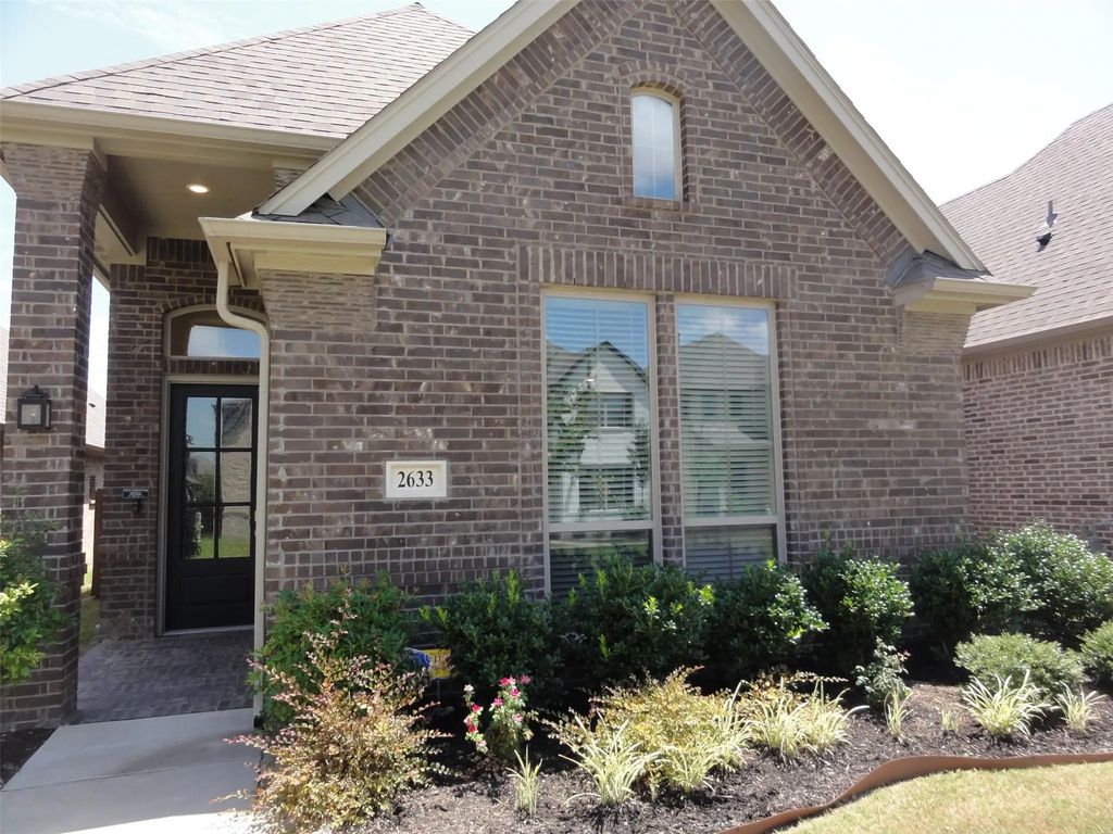 2633 Calloway Creek Drive, Fort Worth
