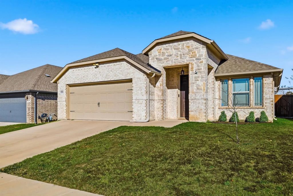 6264 Thunderwing, Fort Worth
