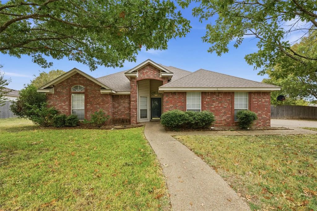 621 Yukon Pass Drive, Hewitt