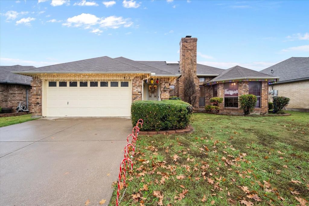 817 Fondren Drive, Arlington