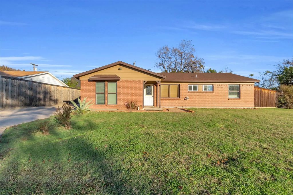2606 William Brewster Drive, Irving