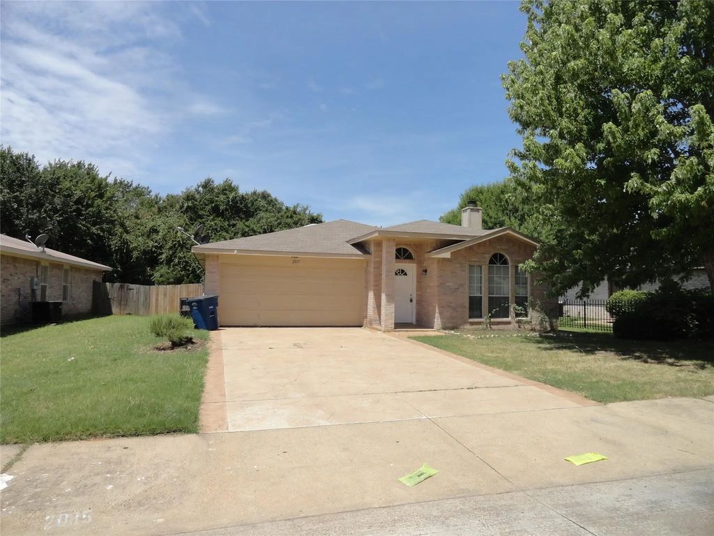 2015 Teagarden Court, Dallas