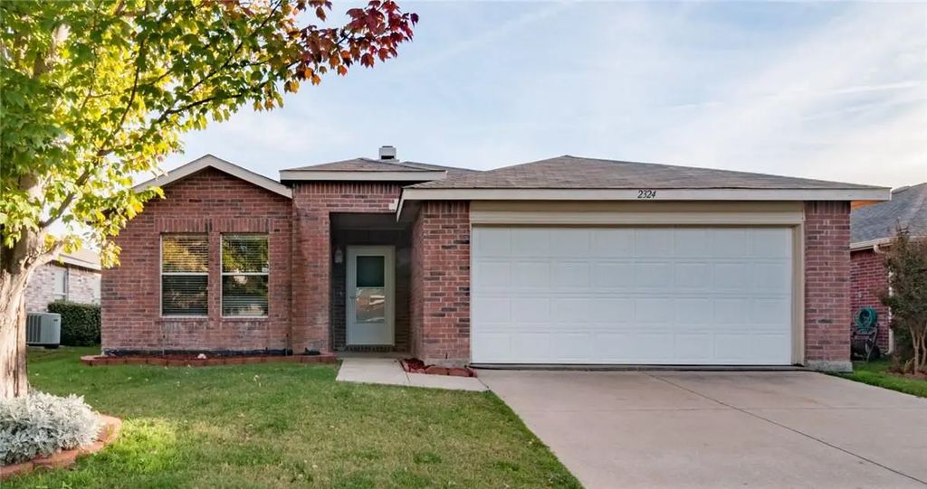 2324 Maple Drive, Little Elm