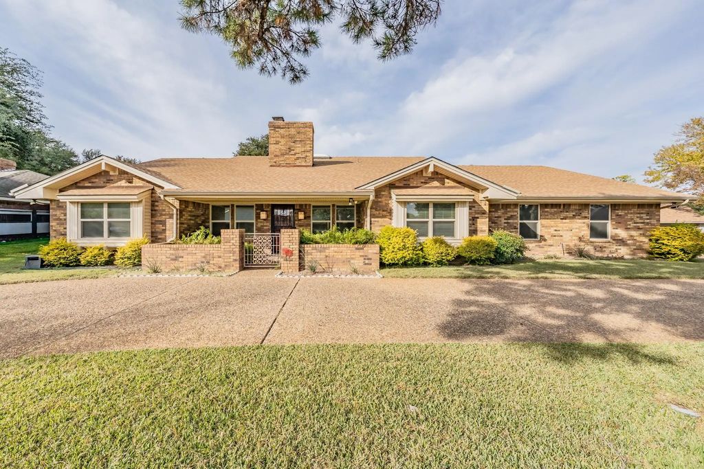 7100 Sparrow Point, Fort Worth