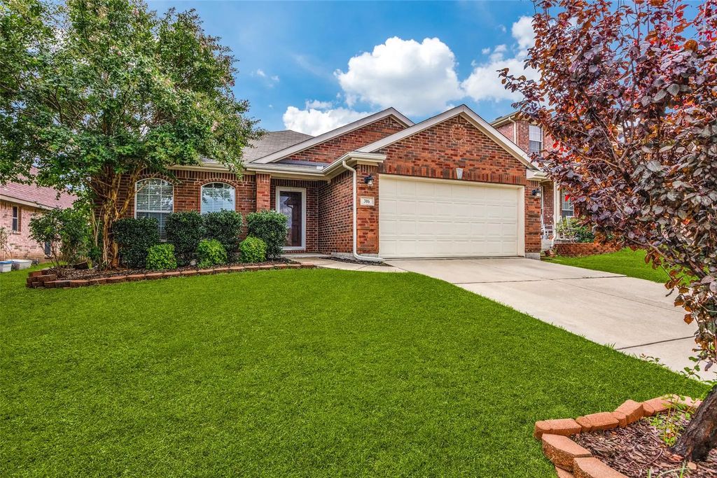 316 Crosscreek Drive, Princeton