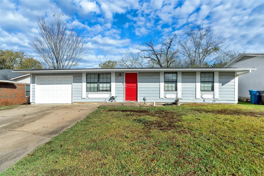 515 Forrest Lane, Denison