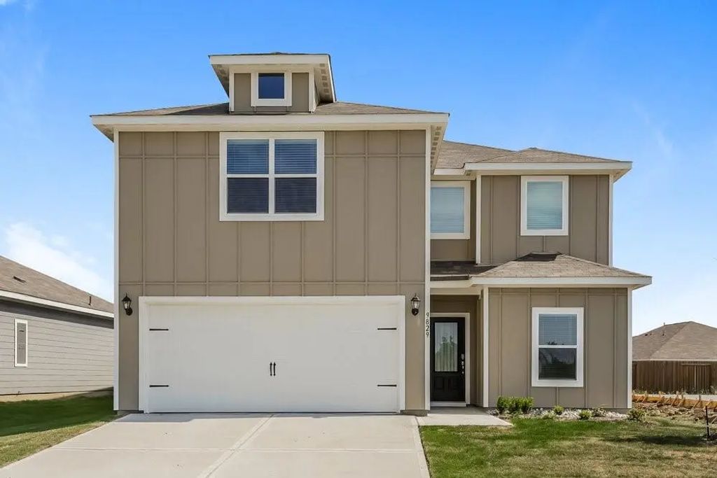 9829 Teton Vista Drive, Fort Worth
