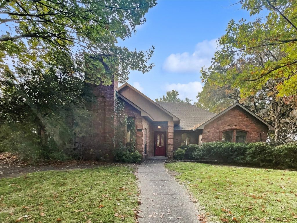 3808 Camino Drive, Plano