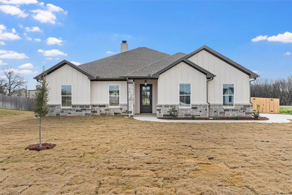 114 Salt Creek Road, Lorena