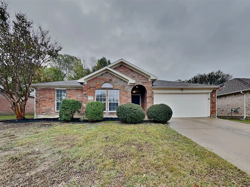 5004 Saddlehorn Drive, Arlington