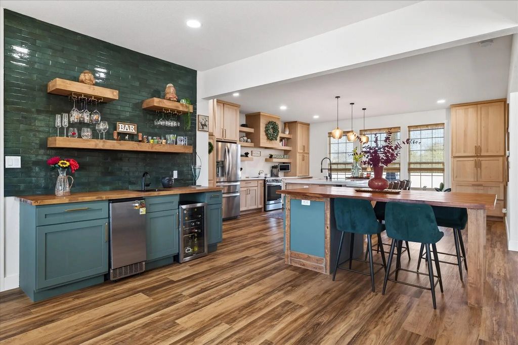 7675 Michael Road, Sanger