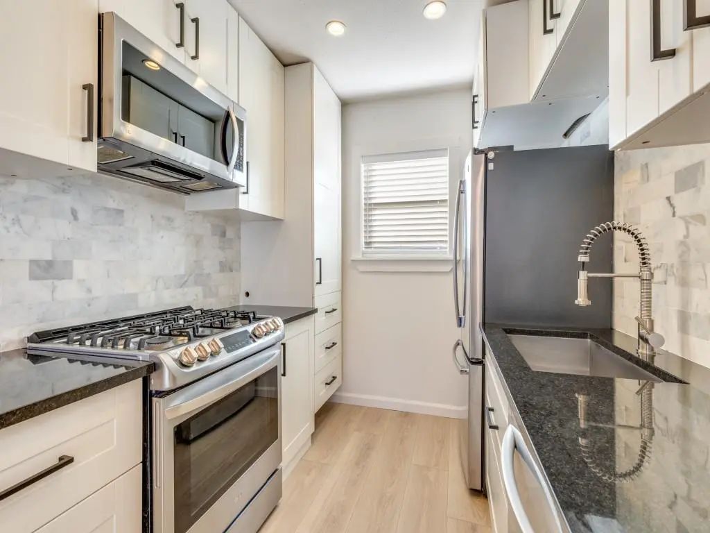 700 Isbell Road, Fort Worth