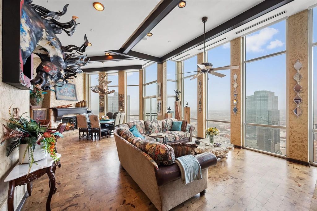500 Throckmorton Street 3512, Fort Worth