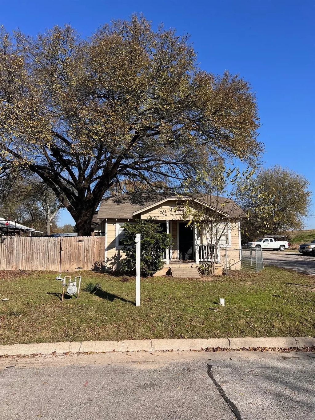 4200 Bonita Drive, Fort Worth