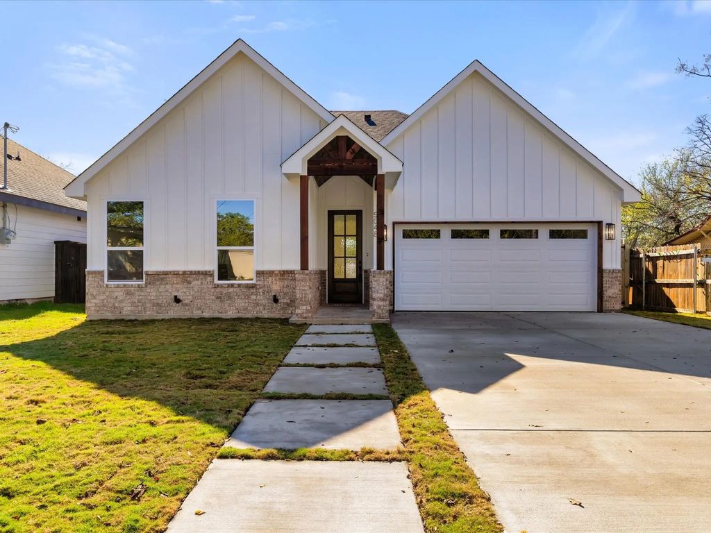 5048 Cottey Street, Fort Worth