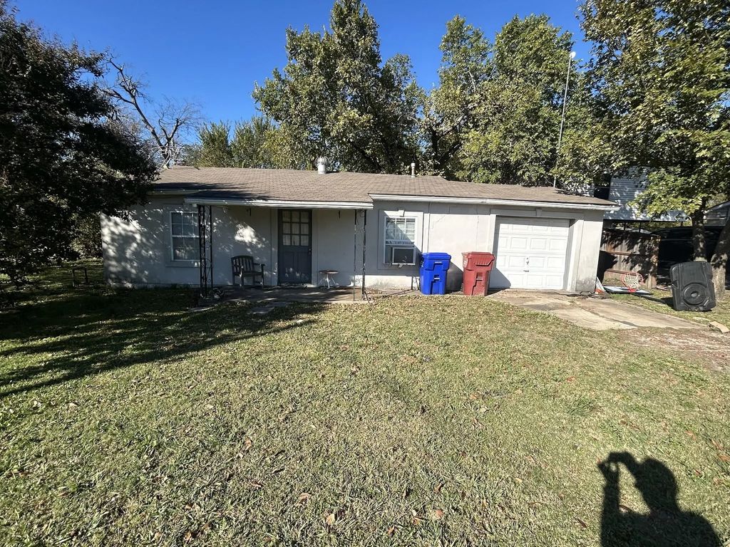 509 S Bell Street, Royse City