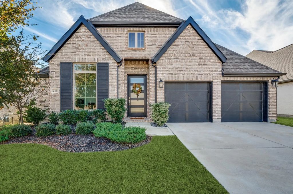 317 Foxthorne Way, Little Elm