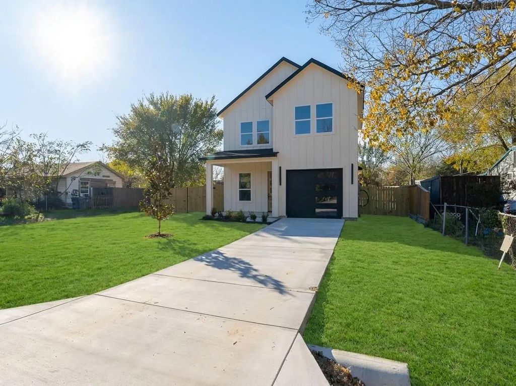 1321 Friendship Drive, Dallas