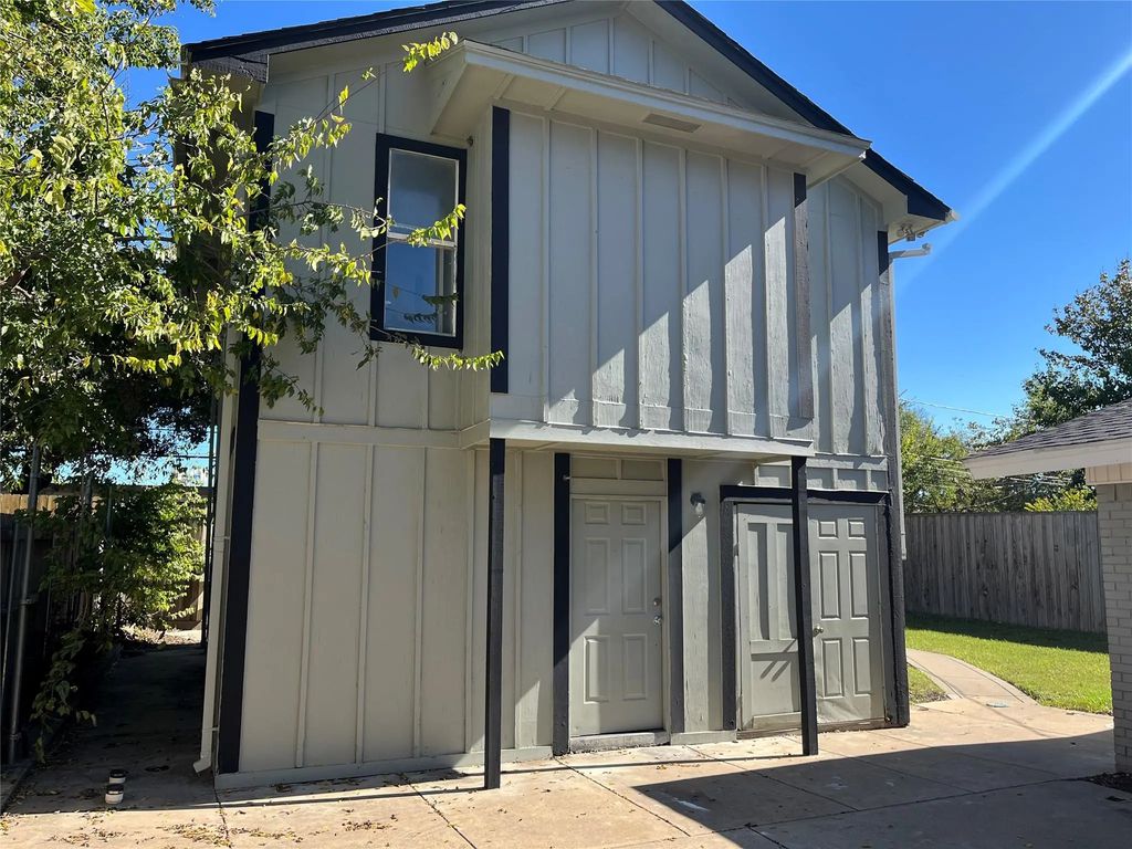 12404 Sunland, Dallas