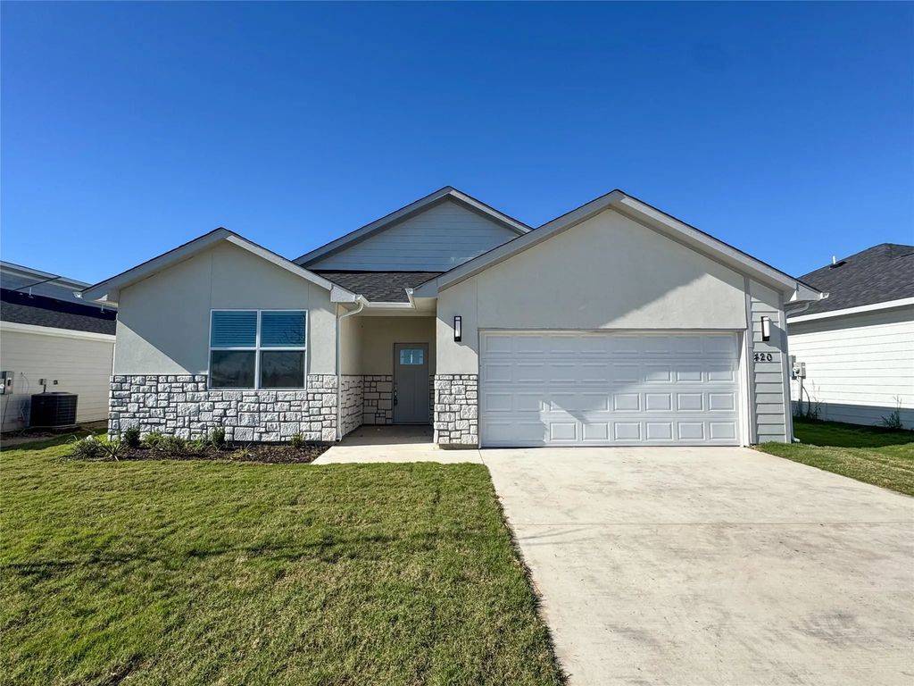 420 Lucy Road, Greenville