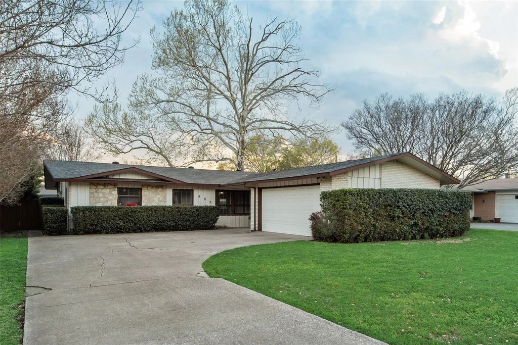 805 Edgefield Drive, Richardson