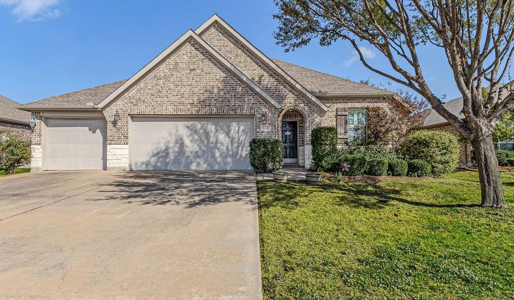 108 Zion Lane, Forney
