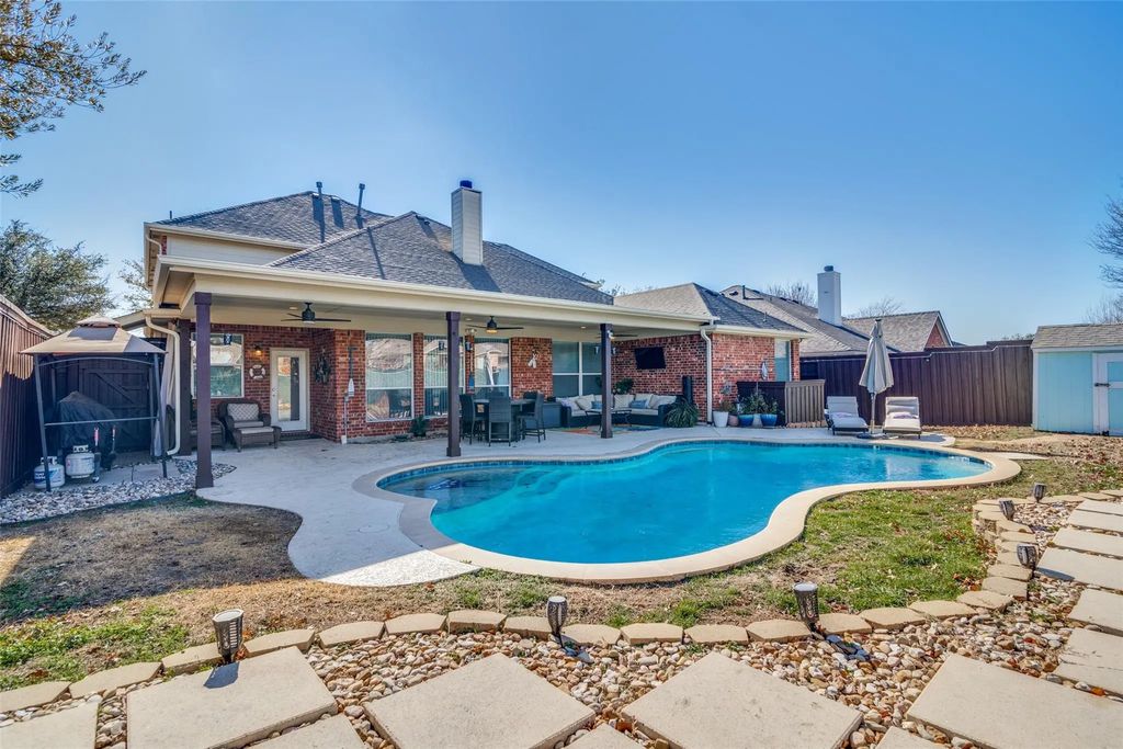 502 Covey Trail, Rockwall