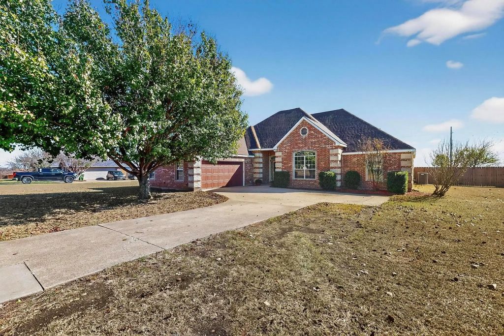4138 Fm 813, Waxahachie
