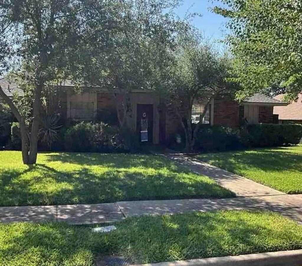 4204 San Saba Court, Plano