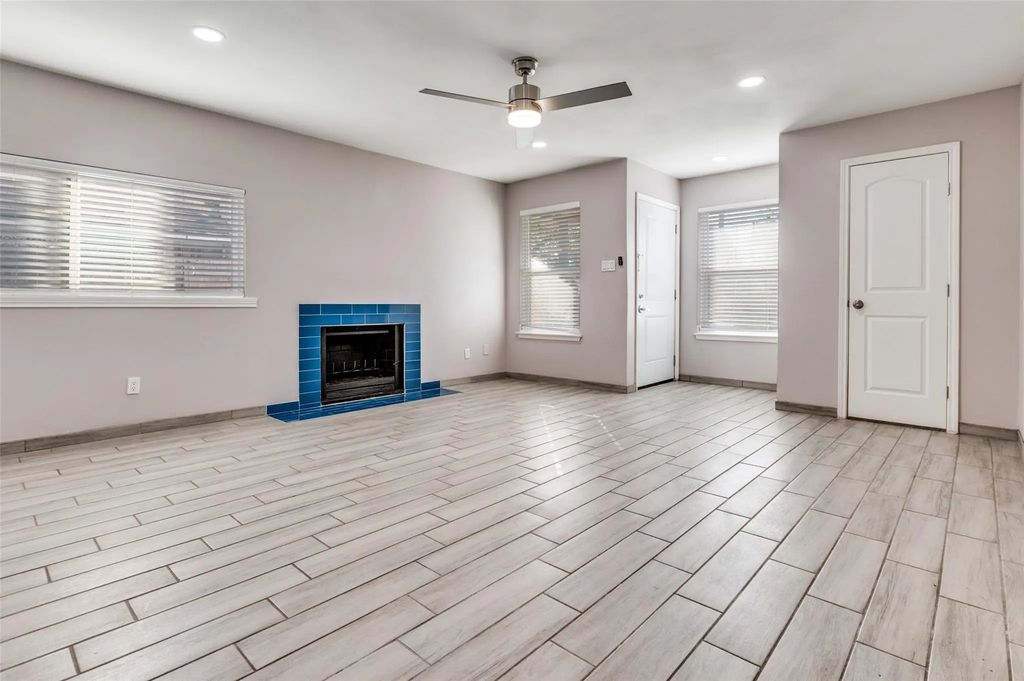 1603 Windsong Lane, Irving