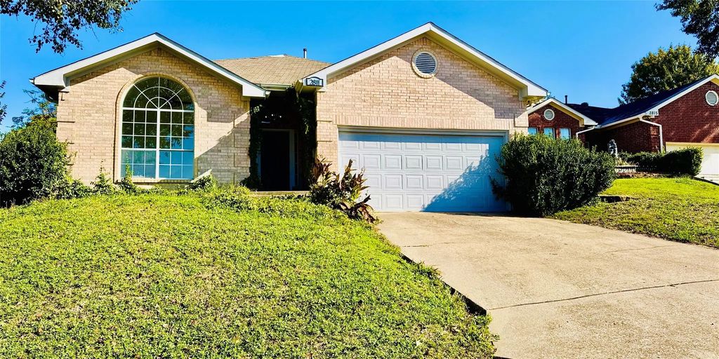 2811 Freedom Circle, Dallas