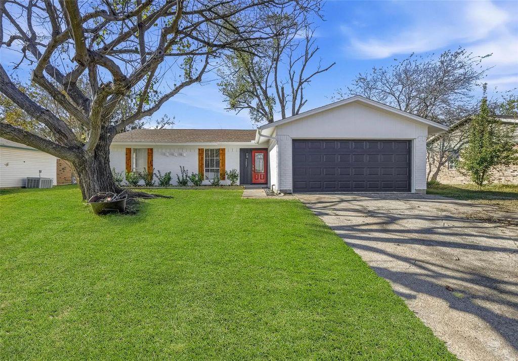3403 Huisache Street, Denton