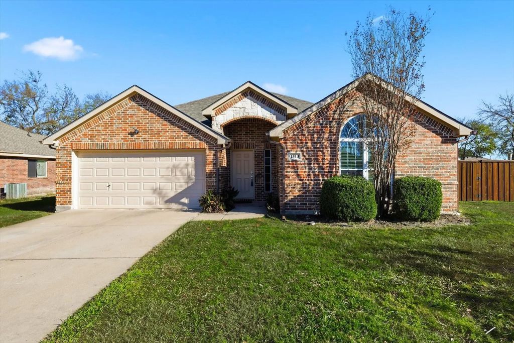 1313 Pajarito Mountain Drive, Wylie