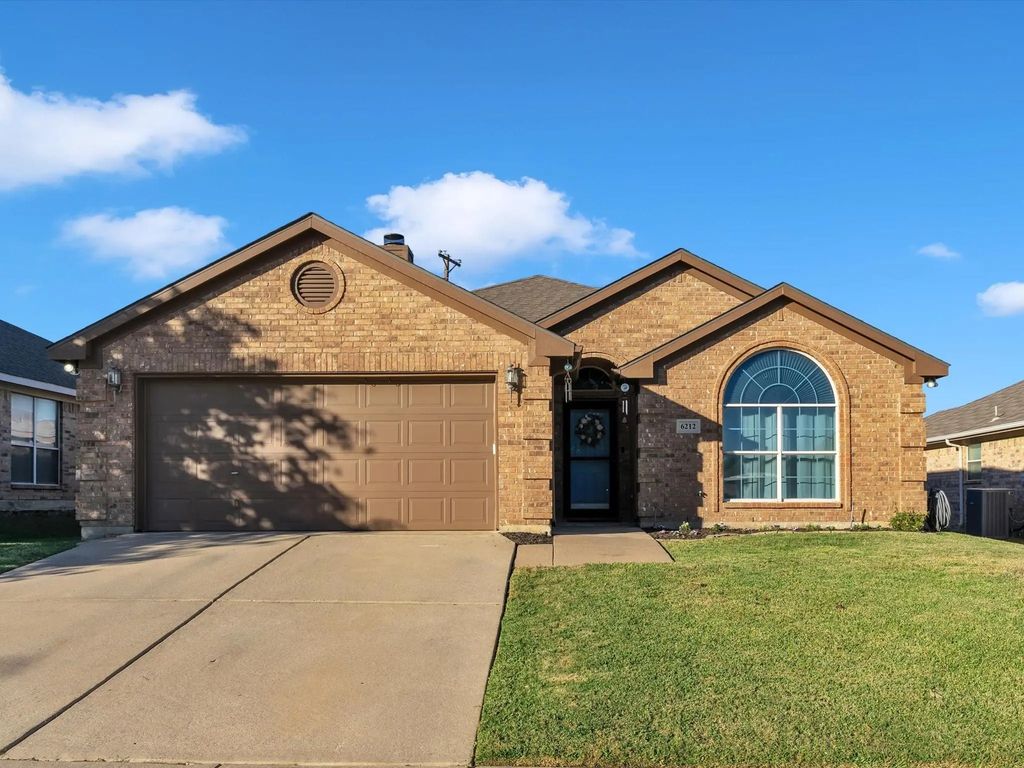 6212 Brooklynn Drive, Fort Worth