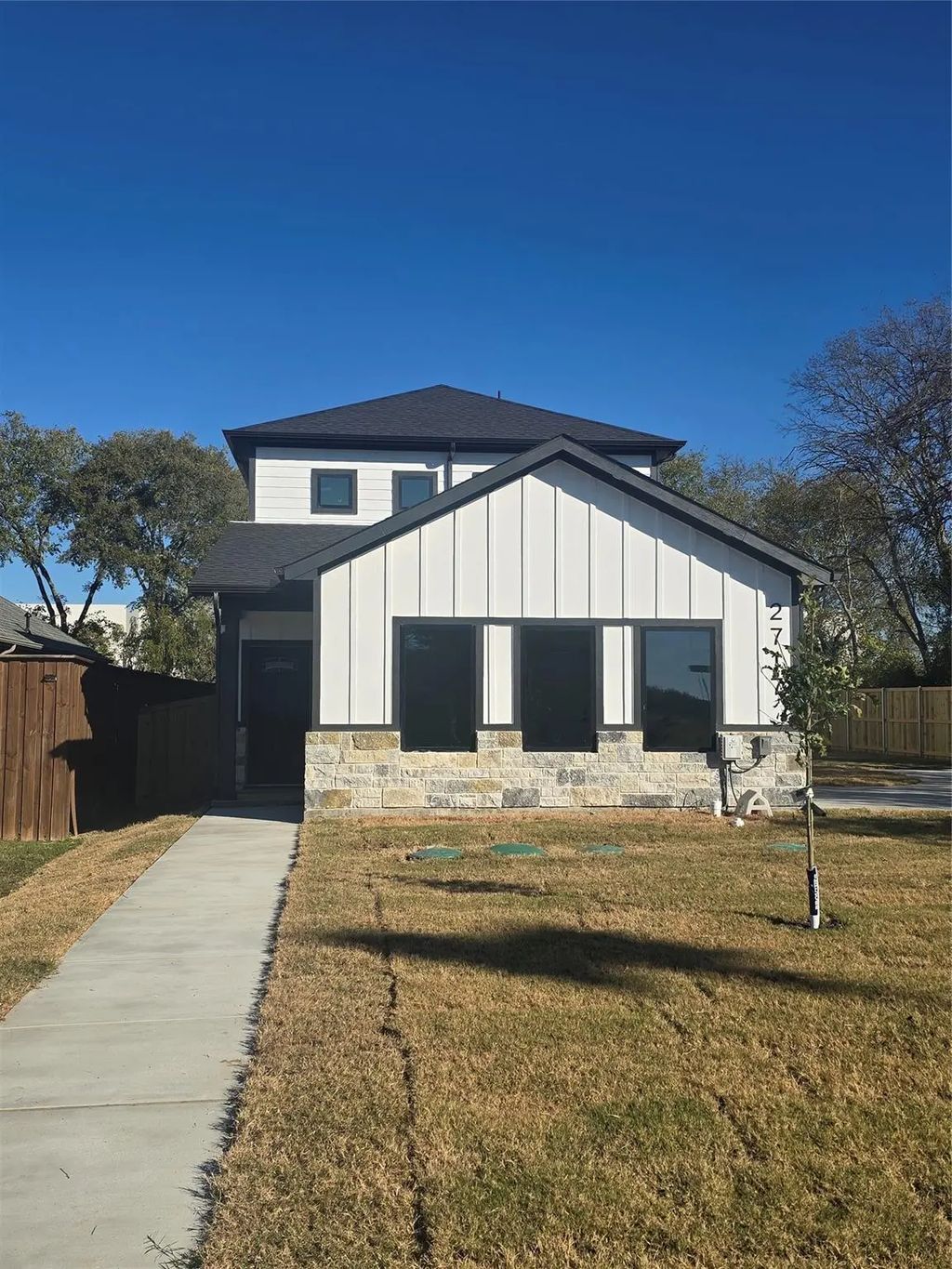 2717 Pike Drive, Lancaster