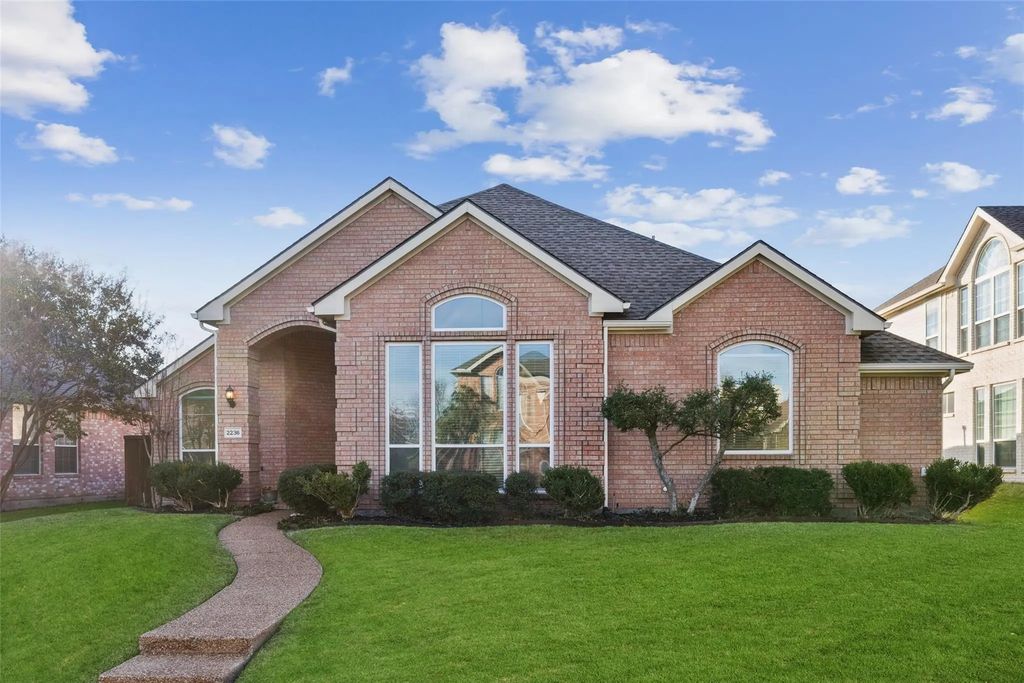 2236 Flanders Lane, Plano