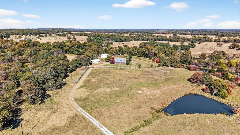 319 County Road 224, Gainesville