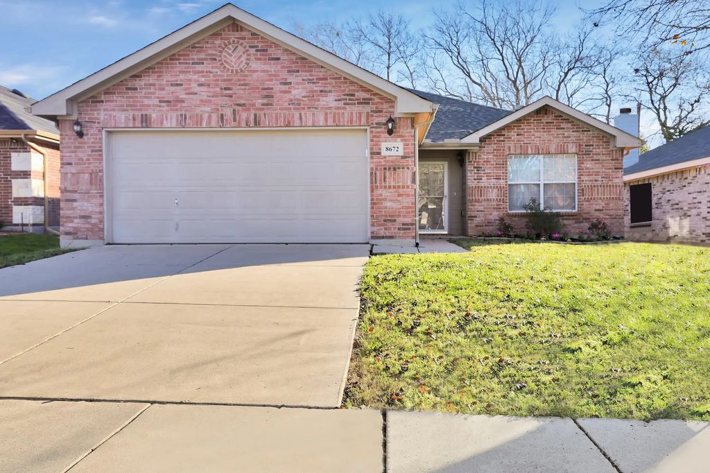 8672 Boswell Meadows Drive, Fort Worth