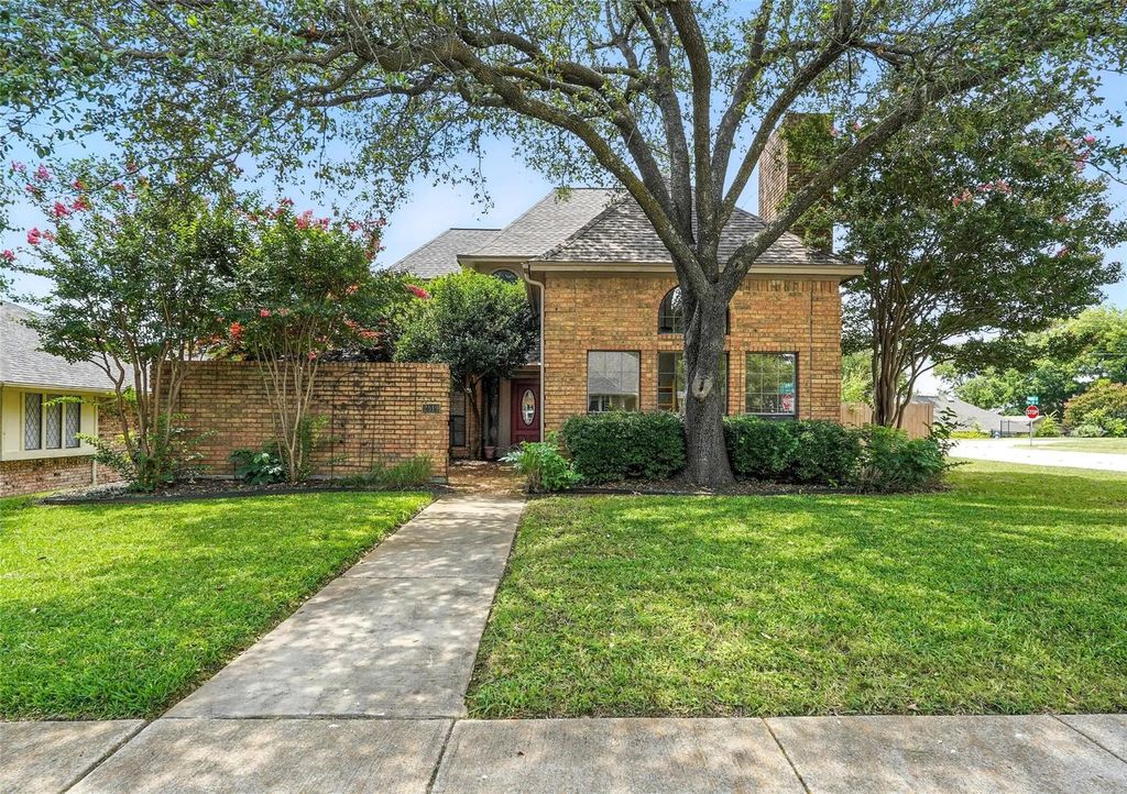 2519 Pepper Tree Circle, McKinney